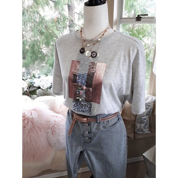 EUC Zara heather grey short sleeve t-shirt w/ sequins & painted accents, L - Picture 4 of 14